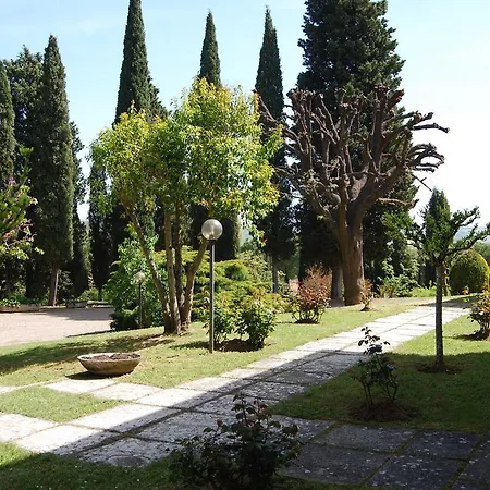 Villa Poggio Falcone *