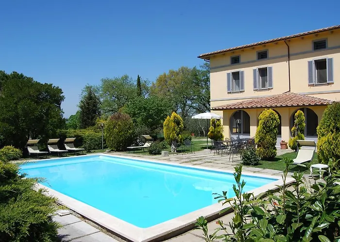 Poggio Falcone Вилла