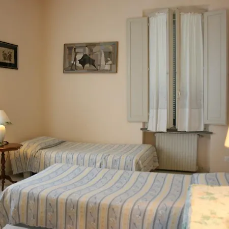 Poggio Falcone Villa *