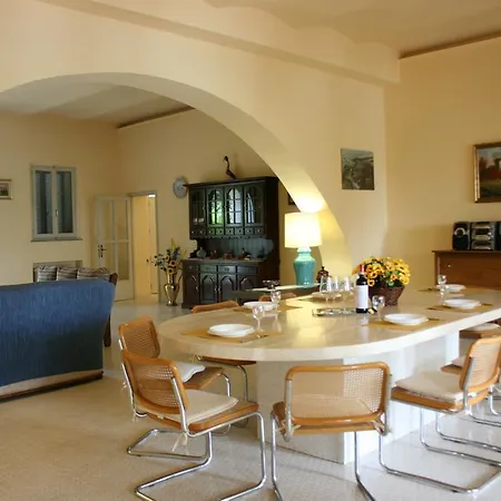 Poggio Falcone Villa *